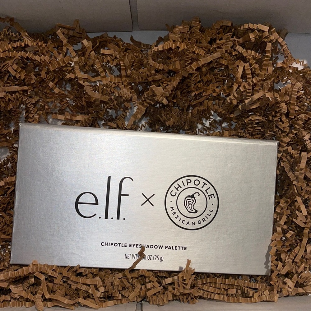 Brand New Chipotle x elf eyeshadow pallet